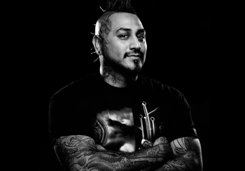 Cheyenne Tattoo Kunstler Roman Abrego Realistic Biomech Tattoos